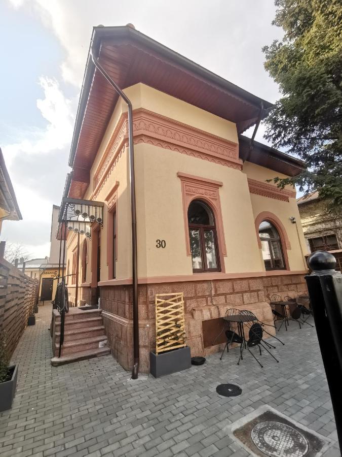 Ferienwohnung Erbario House Bukarest Exterior foto
